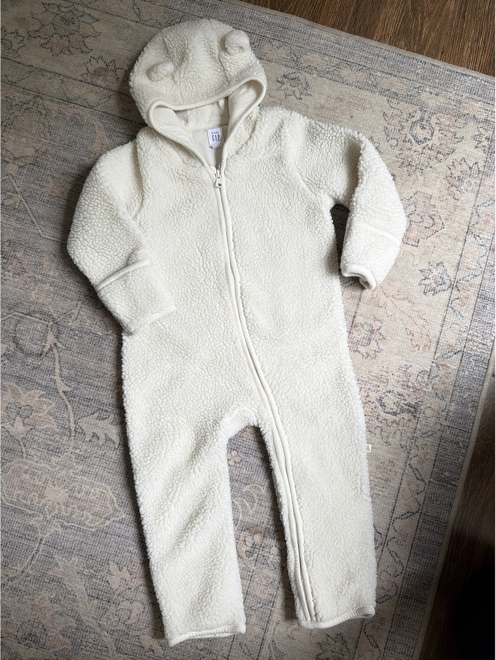 Baby Gap Cream Sherpa Fleece Hooded One-Piece Romper bunting 8-24m